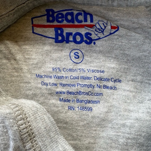 Tee long sleeve, size adult Small 95 cotton. - Picture 5 of 5